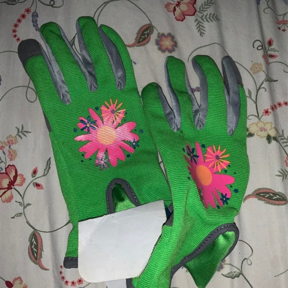 Garden gloves // gardening gloves